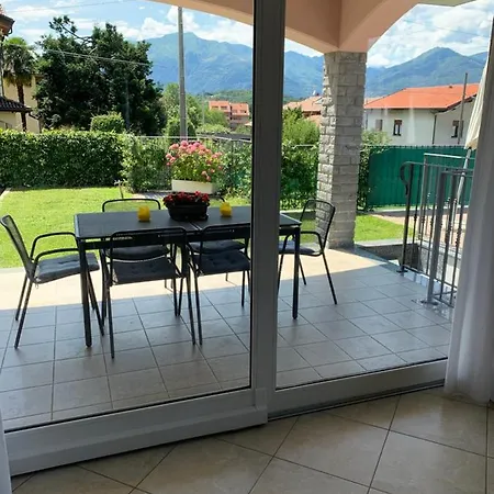 Lago Apartment Apartament Colico