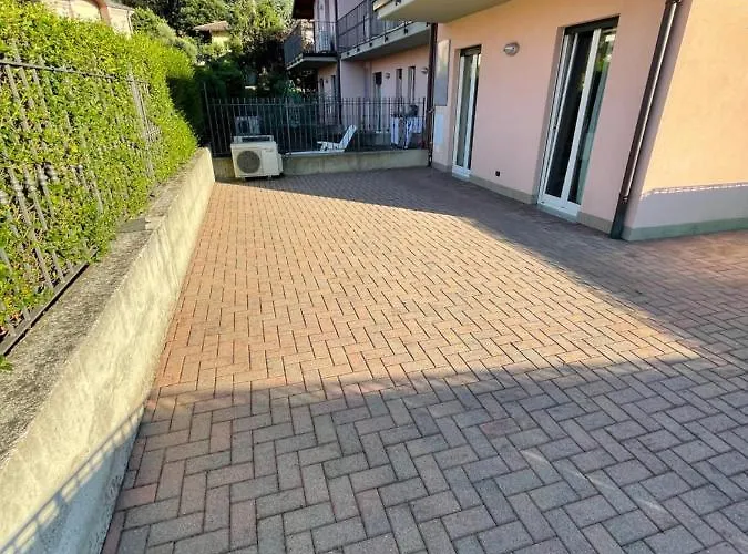 아파트 Lago Apartment *