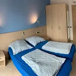 Lago Apartment Appartement *